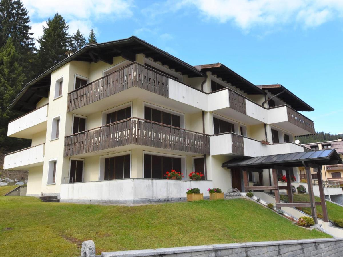 Apartment Frassan Apartments-1 By Interhome Madonna di Campiglio Luaran gambar